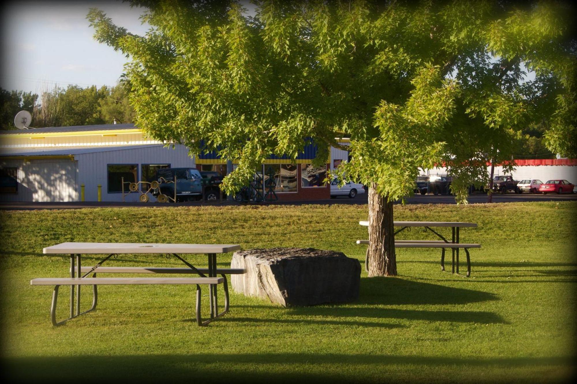 Black Canyon Motel Монтроуз Екстериор снимка