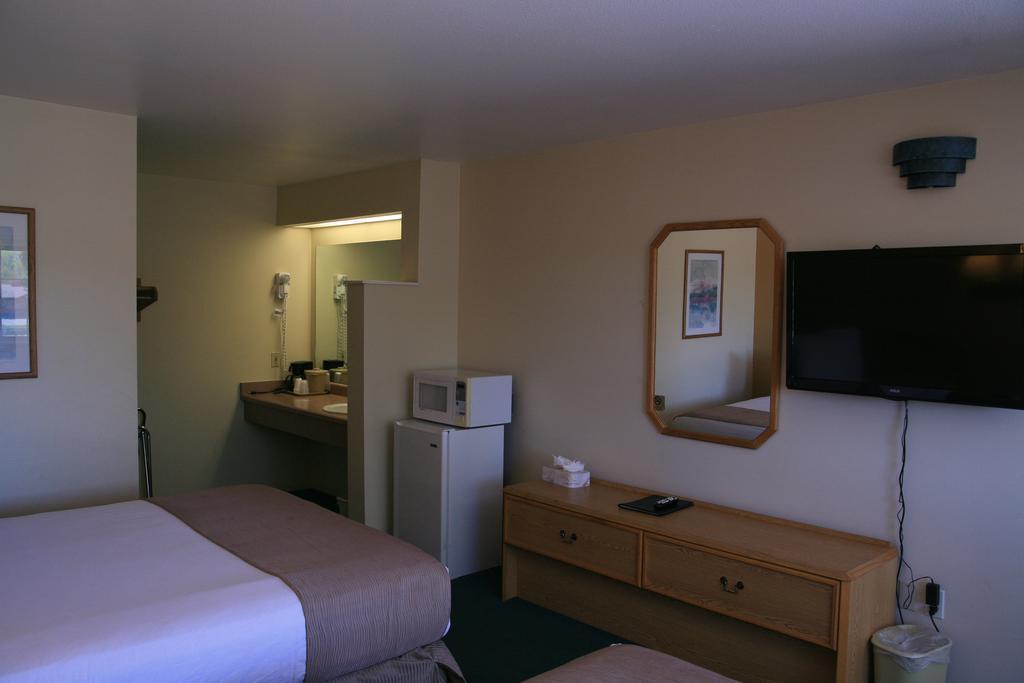 Black Canyon Motel Монтроуз Екстериор снимка