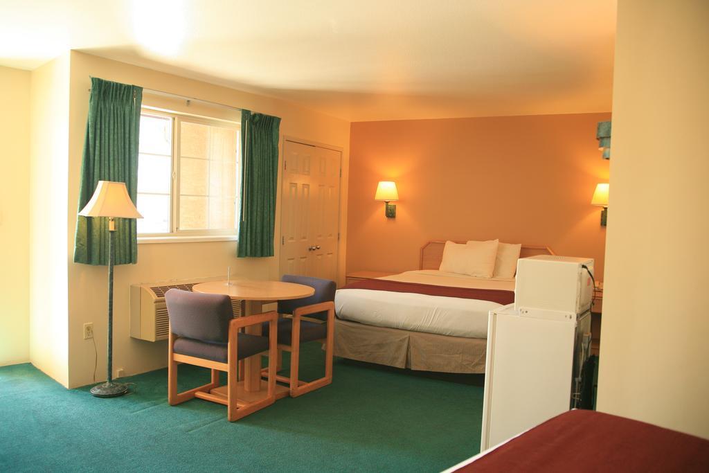 Black Canyon Motel Монтроуз Екстериор снимка