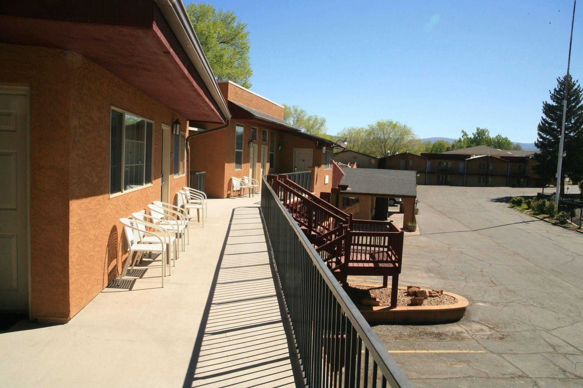 Black Canyon Motel Монтроуз Екстериор снимка